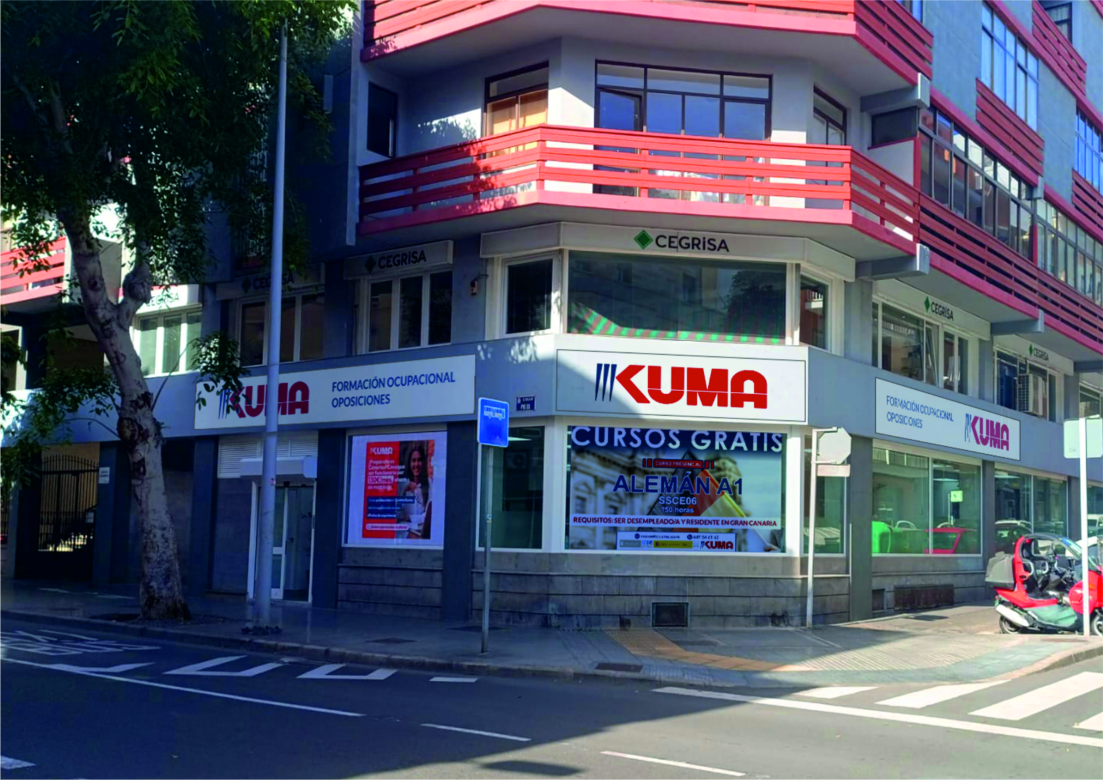 Fachada de nuestro centro en calle Pío XII